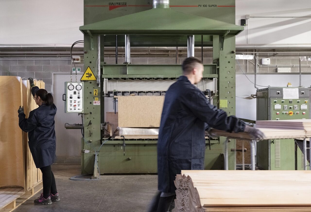 wood bending and pressing